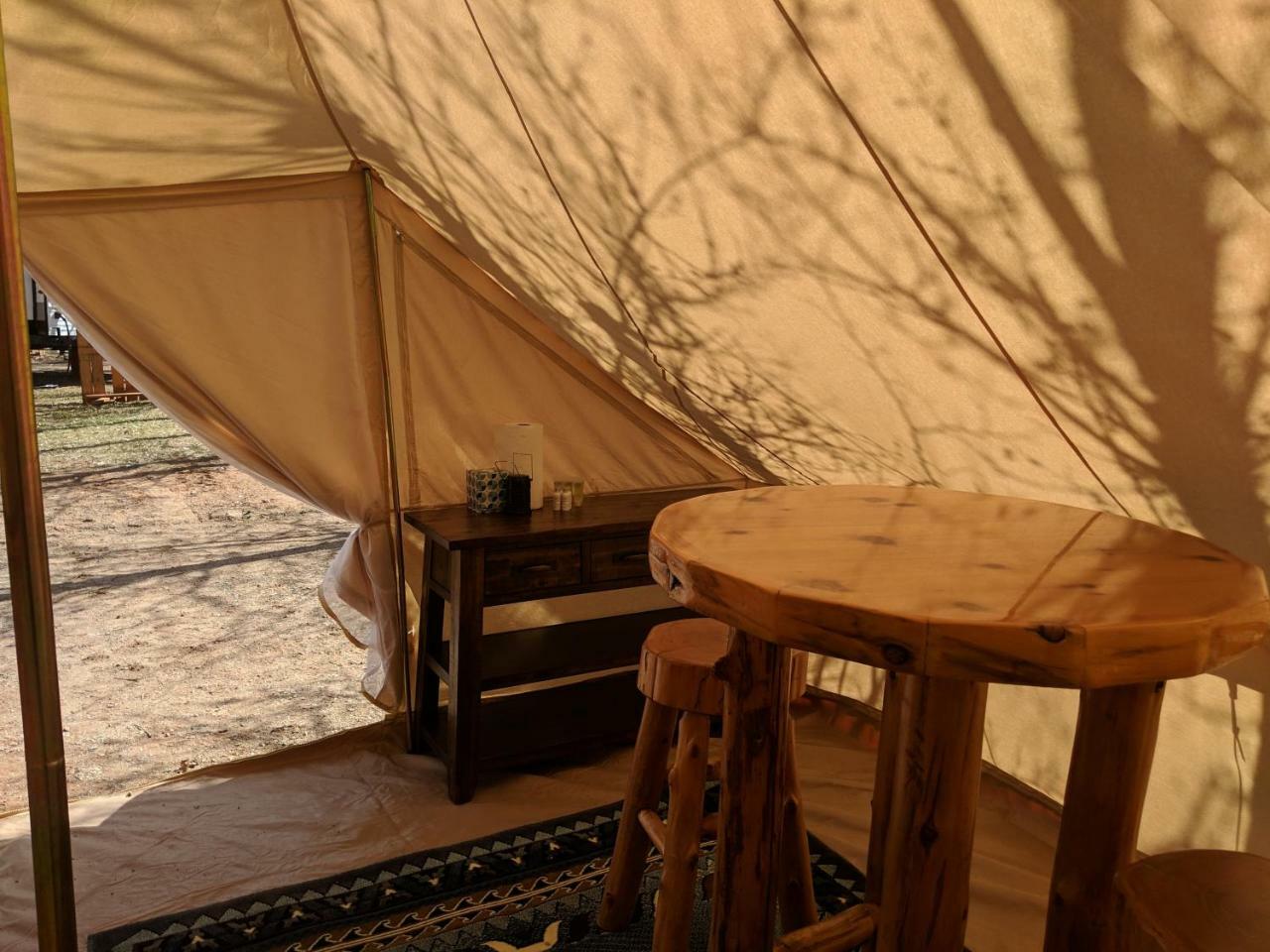 FunStays Glamping Setup Tent in RV Park #6 OK-T6 Moab Bagian luar foto