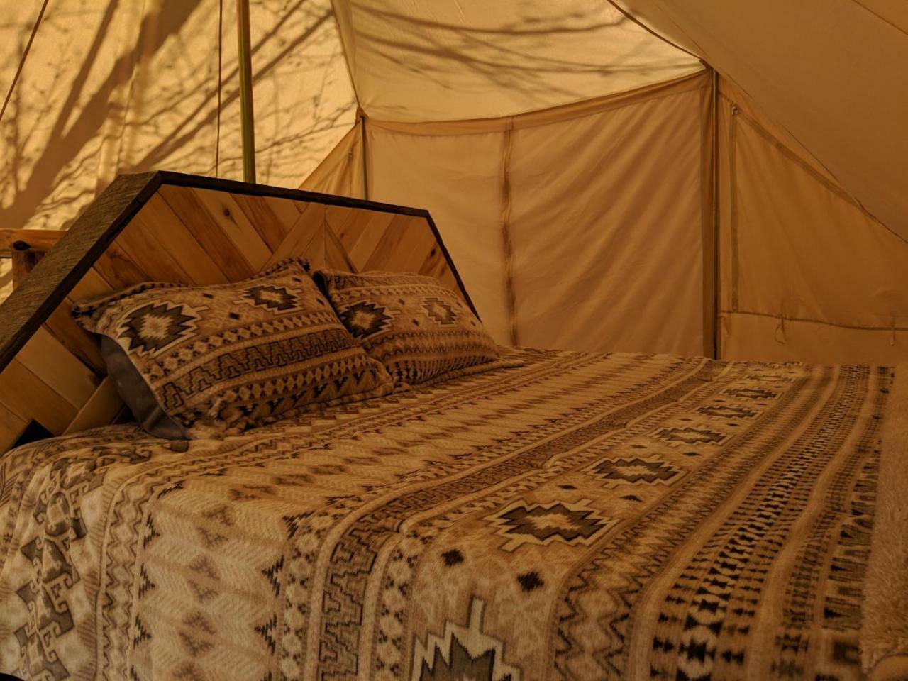 FunStays Glamping Setup Tent in RV Park #6 OK-T6 Moab Bagian luar foto